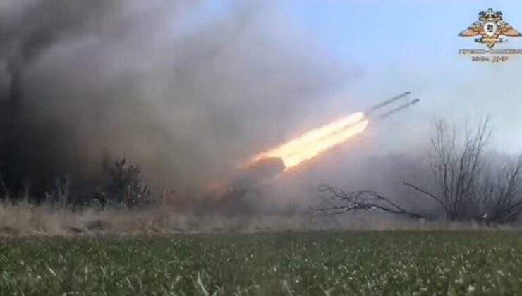 Rusya Mariupol’ü vakum bombaları ile vurdu