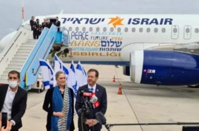 İsrail Cumhurbaşkanı Herzog’un uçağında dikkat çeken Türkçe ifadeler