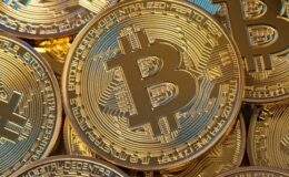 Bitcoin 28.000 doların altını gördü